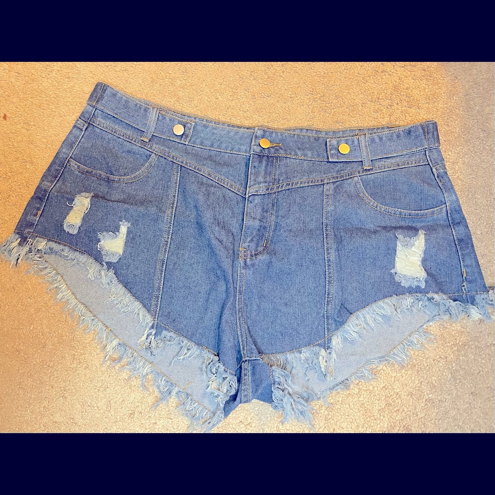 Plus size daisy duke jean shorts